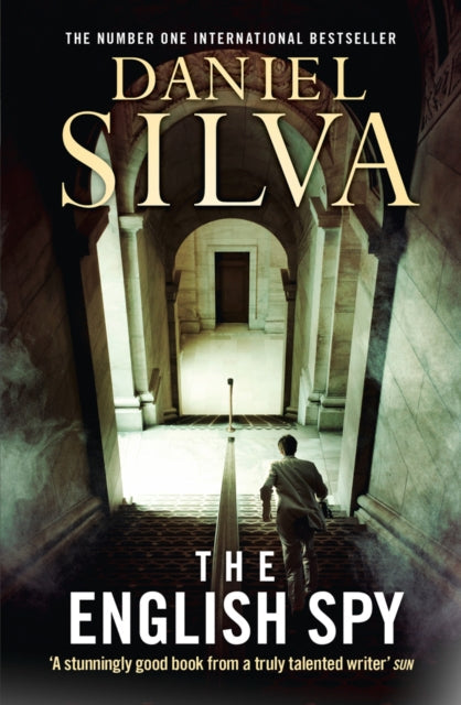 The English Spy by Daniel Silva - Paperback book