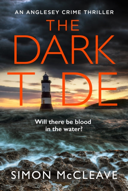 The Dark Tide by Simon McCleave - Paperback