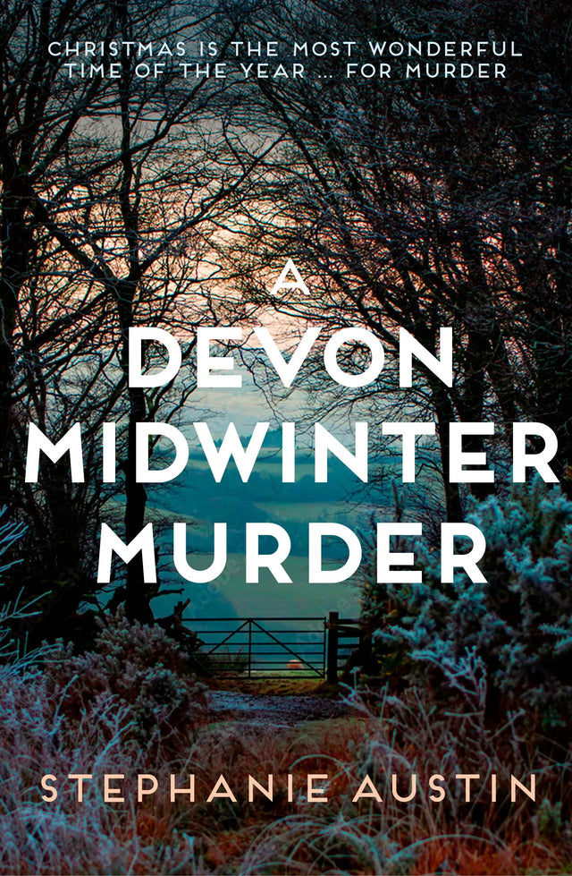 A Devon Midwinter Murder by Stephanie Austin - Paperback book