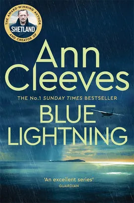 Blue Lightning by Ann Cleeves - Paperback book