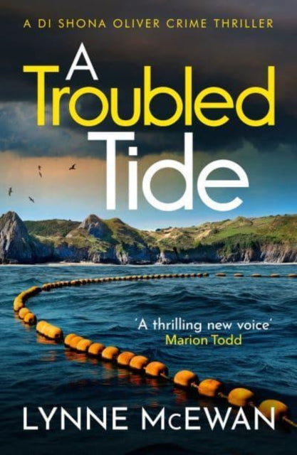 A Troubled Tide by Lynne McEwan - Paperback