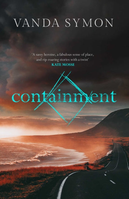 Containment by Vanda Symon - Paperback book