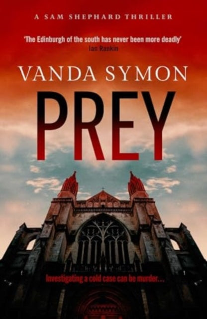 Prey by Vanda Symon - Paperback book