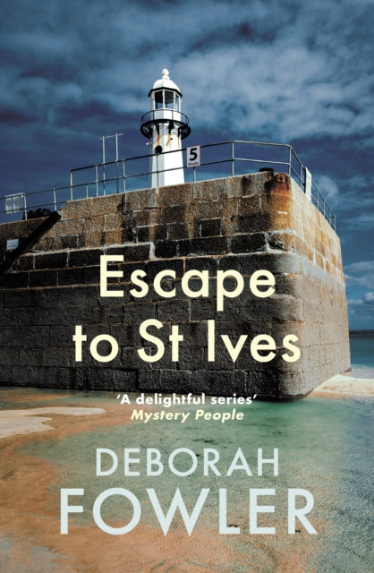 book cover of Escape to St Ives by Deborah Fowler (Hardcover)